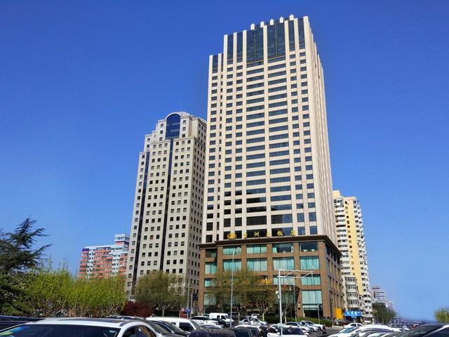 фото отеля Central Plaza Hotel Dalian изображение №1
