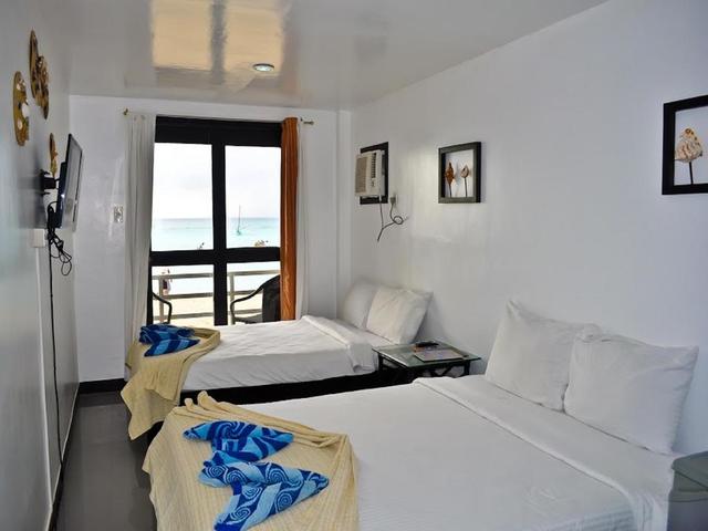фото отеля The Beach House Boracay изображение №13