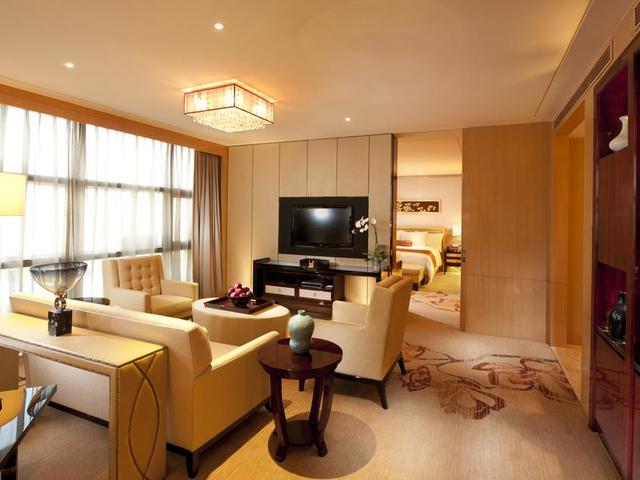 фото отеля Hilton Guangzhou Baiyun изображение №29