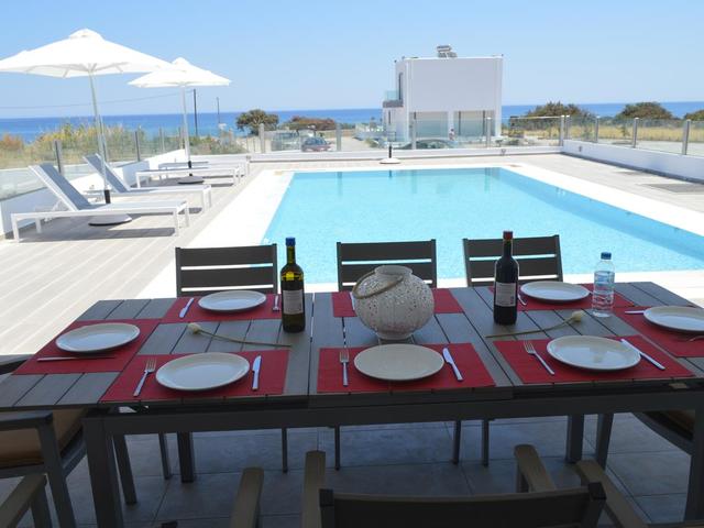 фото отеля Aegean Horizon Beachfront Villas (Gennadi) изображение №21