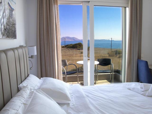 фотографии отеля Aegean Horizon Beachfront Villas (Gennadi) изображение №11