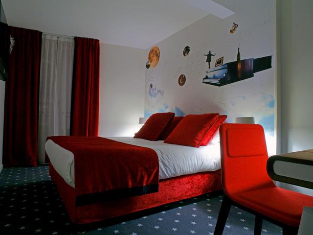 фото Hotel du Triangle d`Or изображение №18