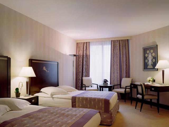 фото отеля L'Hotel du Collectionneur Arc de Triomphe изображение №17