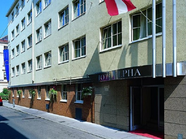 фото отеля Alpha изображение №1