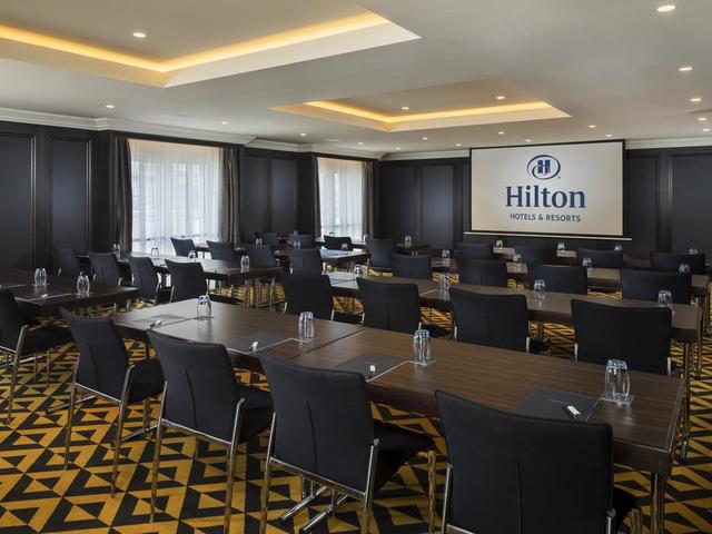 фото Hilton Vienna Plaza изображение №22