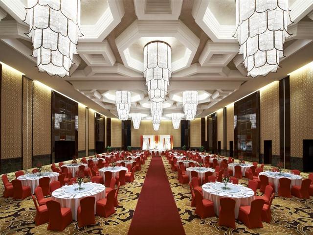 фотографии Sheraton Shanghai Waigaoqiao Hotel изображение №20