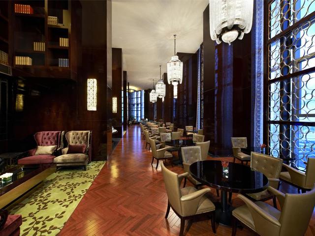 фото Sheraton Shanghai Waigaoqiao Hotel изображение №18