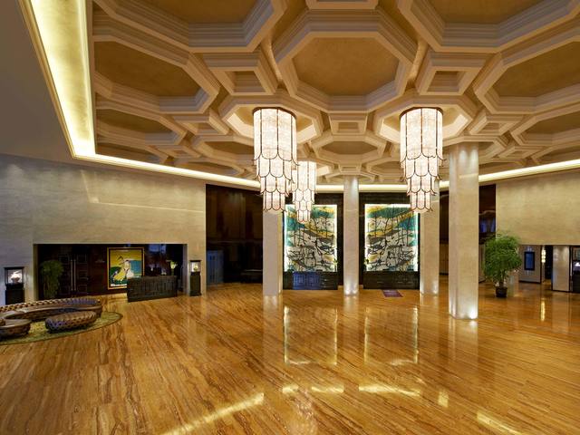 фото отеля Sheraton Shanghai Waigaoqiao Hotel изображение №5