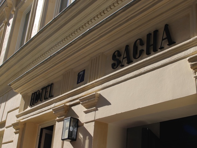 фото отеля Hotel Sacha by Happyculture (ex. My Hotel In France Opera Saint Georges) изображение №1