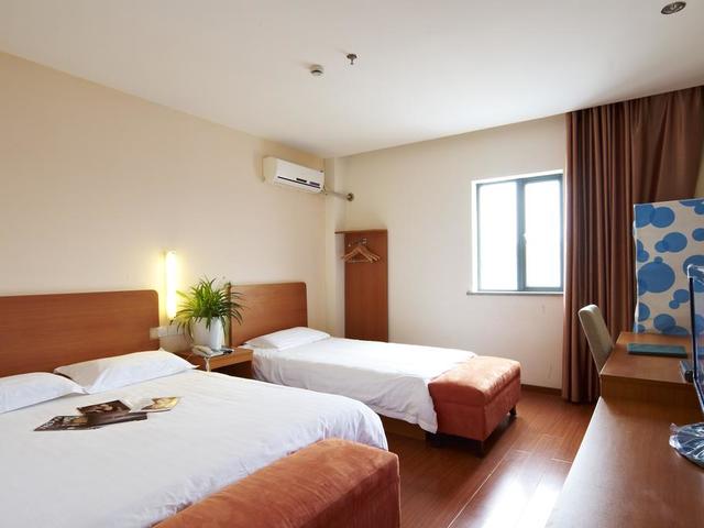фотографии Yiting 6+e Hotel - Pudong Avenue (ex. Chinas Best Value Inn Pudong Avenue) изображение №16