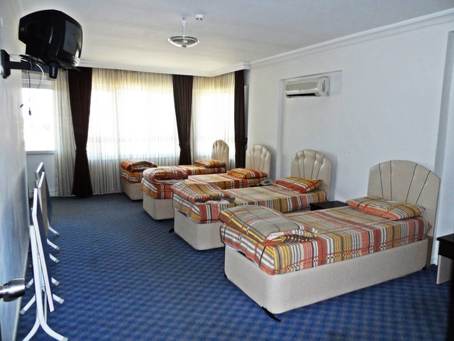 фото Ece Hotel (Ugurlu Kiz Ogrenci Yurdu) изображение №10