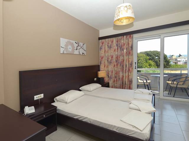 фото Ialysos City Hotel изображение №2