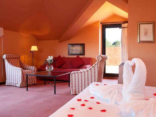 фото отеля TorreMirona Golf & Spa Resort (ex. TorreMorina Hotel Relais) изображение №17