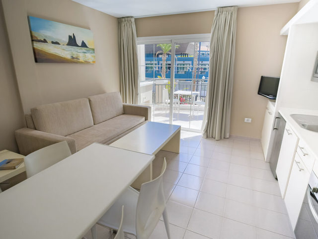 фото отеля Sand & Sea Los Olivos Beach Resort изображение №25