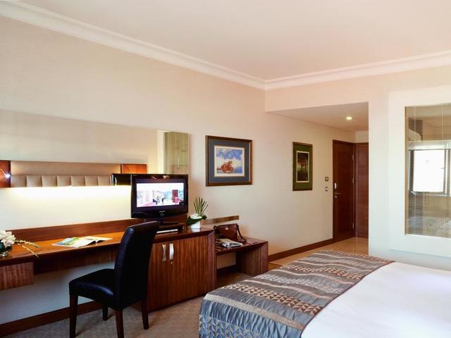 фото отеля Movenpick Hotel Izmir изображение №9