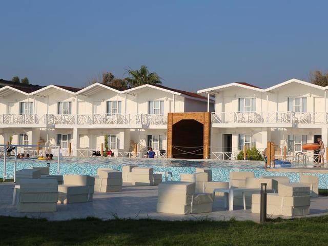 фото отеля Risus Aqua Beach Resort изображение №29