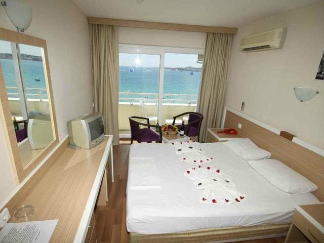 фото отеля Tuntas Beach Hotel Altinkum изображение №9