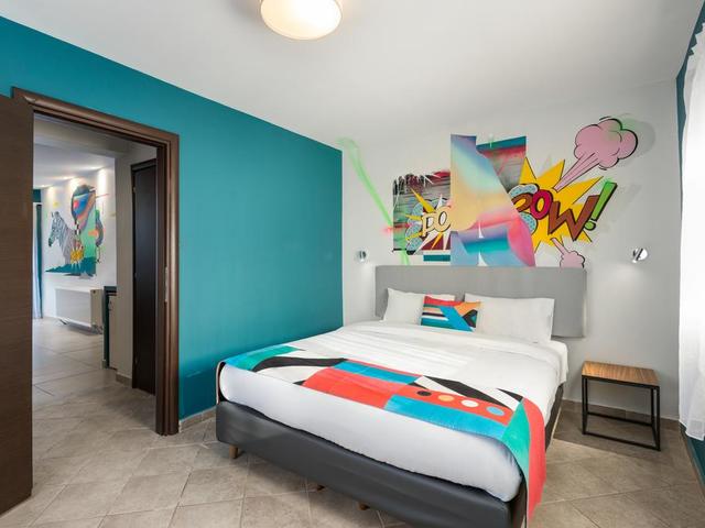 фото Colors Rooms & Apartments (ех. Colors Budget Luxury) изображение №14
