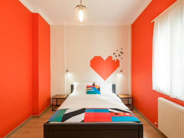фото Colors Rooms & Apartments (ех. Colors Budget Luxury) изображение №2