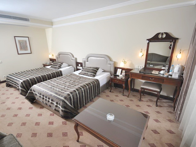 фото отеля Karaca изображение №5