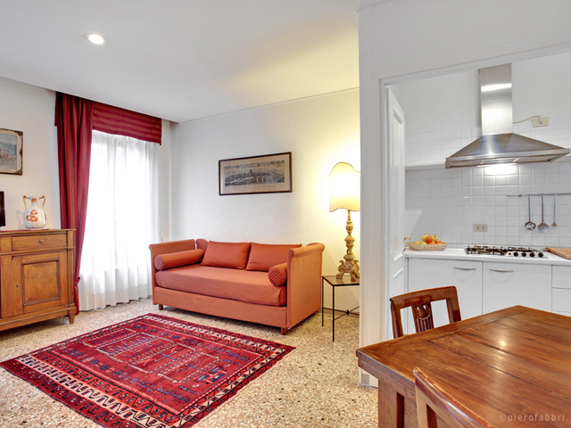 фото Palazzo Schiavoni Suite Apartments изображение №22