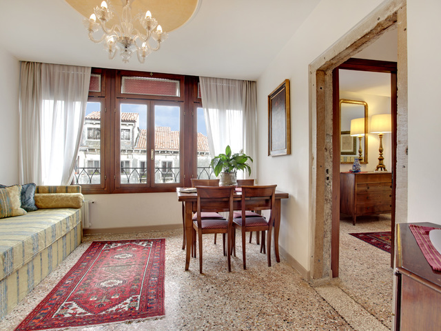 фото Palazzo Schiavoni Suite Apartments изображение №10