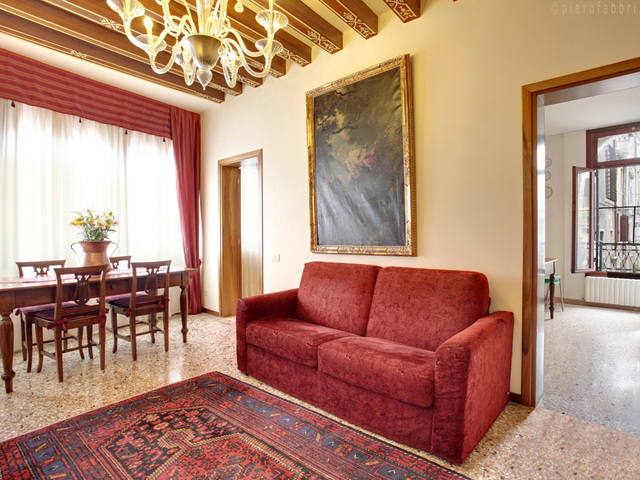 фото Palazzo Schiavoni Suite Apartments изображение №6