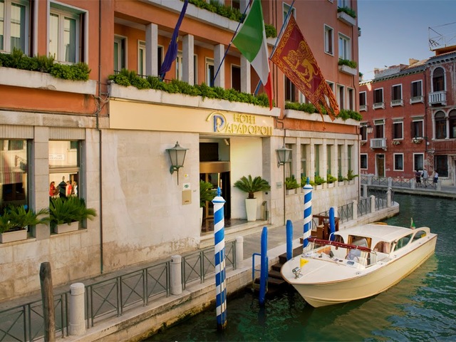 фото отеля Hotel Papadopoli Venezia - MGallery by Sofite (ex. Sofitel) изображение №1