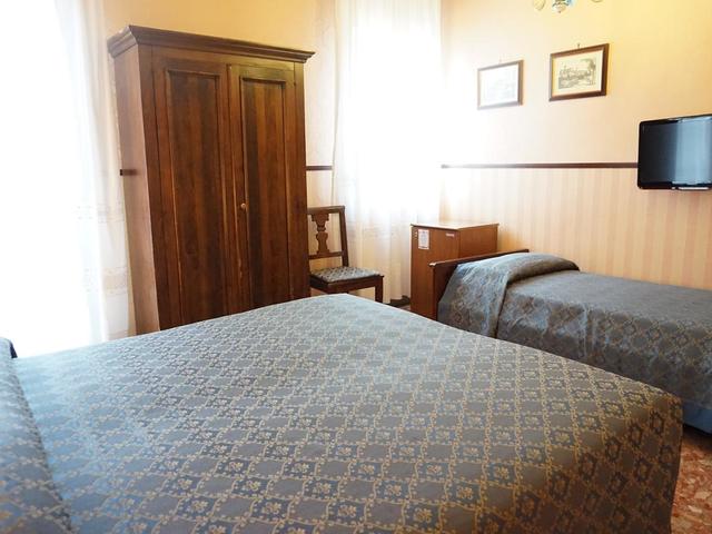 фото отеля La Locanda di Orsaria изображение №17