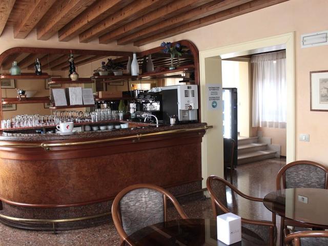 фото отеля Riviera dei Dogi изображение №17