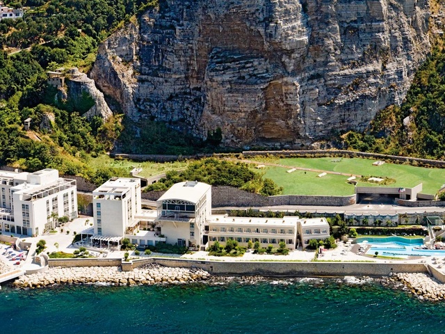 фото отеля Towers Hotel Stabiae Sorrento Coast (ex. Crowne Plaza Resort) изображение №1