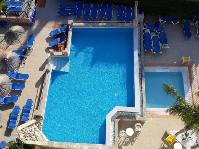 фото отеля Poseidonia изображение №1