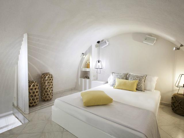 фотографии отеля Privee Santorini (ех. Lonja) изображение №19