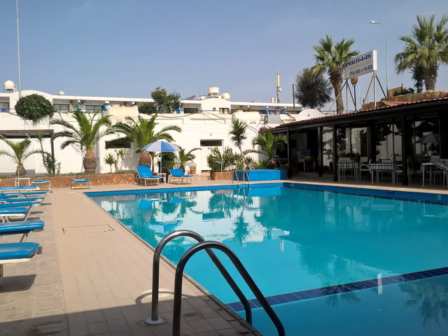 фотографии Konnos Bay Hotel Apartments изображение №20