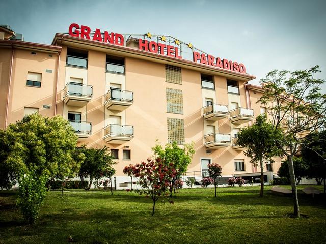 фото отеля Grand Hotel Paradiso изображение №5