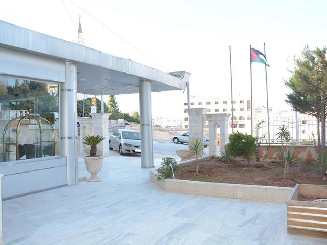 фото Al Nayrouz Palace изображение №2