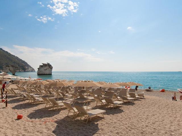 фото Baia Dei Faraglioni Beach Resort изображение №26