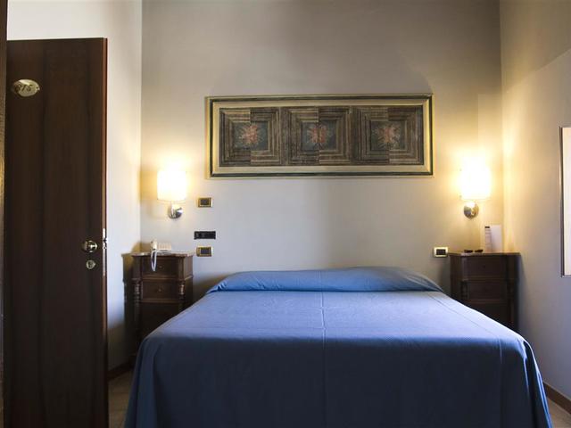 фотографии S. Martin Hotel Giovinazzo изображение №8