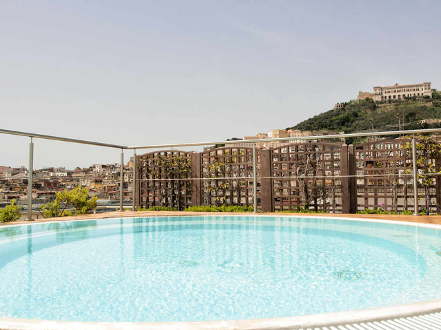 фото отеля Renaissance Naples Hotel Mediterraneo изображение №1