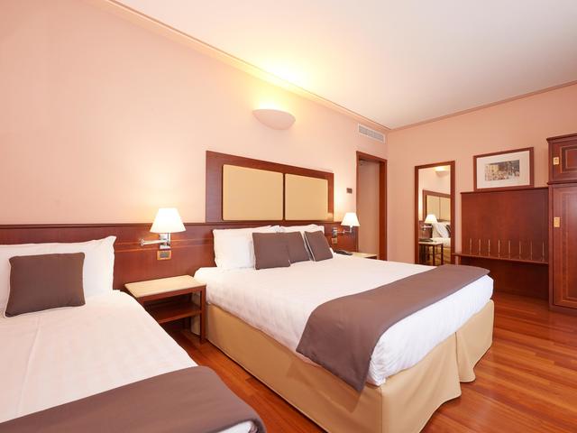 фото отеля Ilaria & Residenza Dell'Alba изображение №21