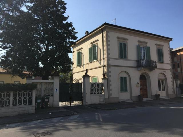 фото отеля B&B Lucca Relais (ex. Il Leone di Sant'Anna) изображение №1