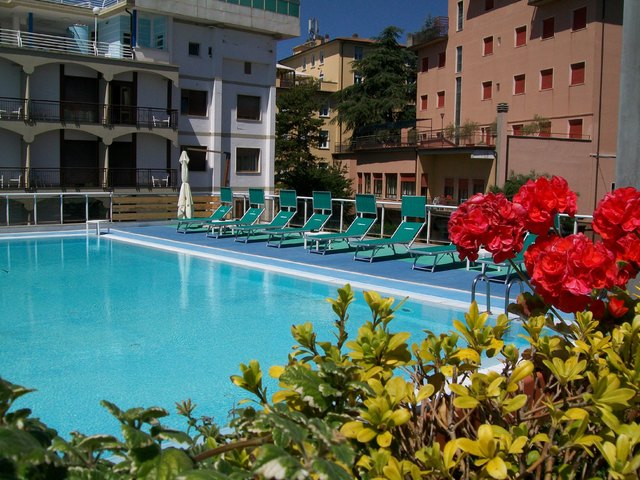 фото отеля Grand Hotel Ambasciatori изображение №1