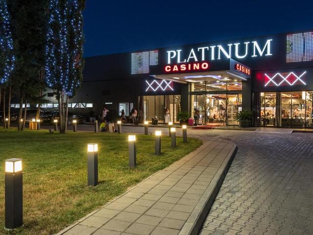 фото Platinum Casino & Hotel (ex. Rila & Vitosha; Pirin) изображение №2