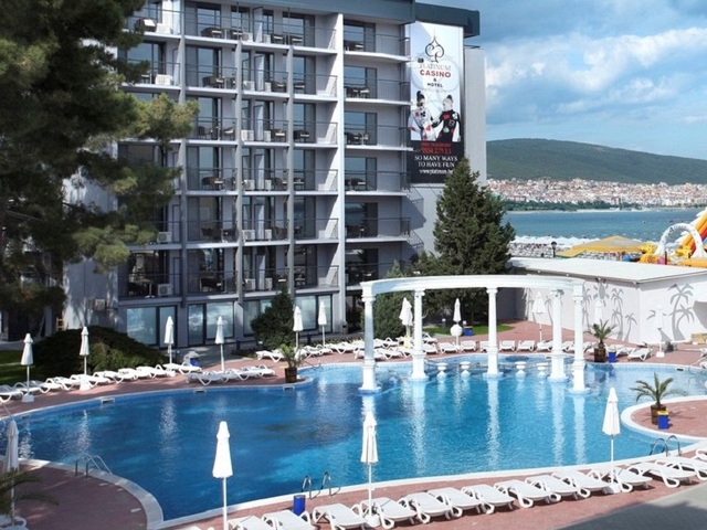 фото отеля Platinum Casino & Hotel (ex. Rila & Vitosha; Pirin) изображение №1