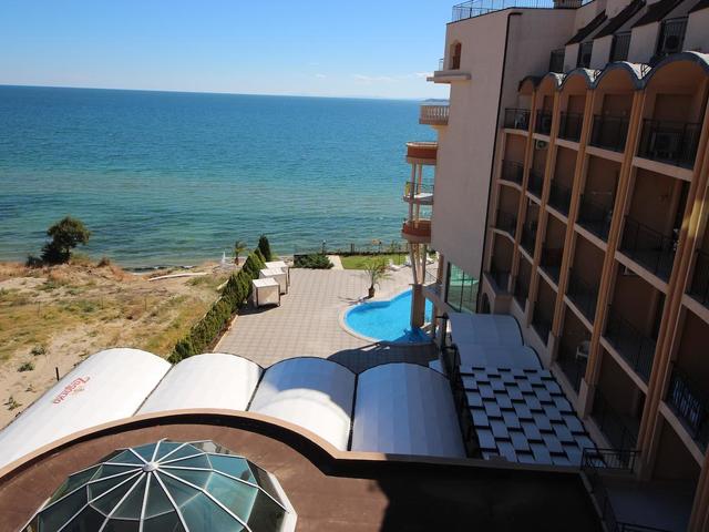 фото Menada Apartments in Grand Hotel Sveti Vlas (ex. Menada Sea Wind Apartments) изображение №22