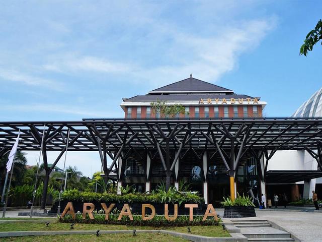 фото отеля Aryaduta Bali изображение №13