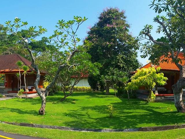 фото отеля Inna Bali Beach Resort изображение №21