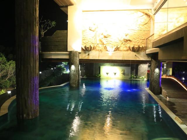 фотографии отеля The Crystal Luxury Bay Resort Nusa Dua изображение №31