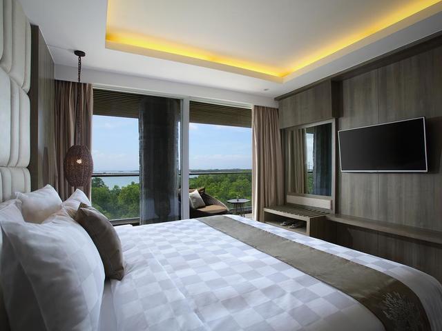 фотографии отеля The Crystal Luxury Bay Resort Nusa Dua изображение №15