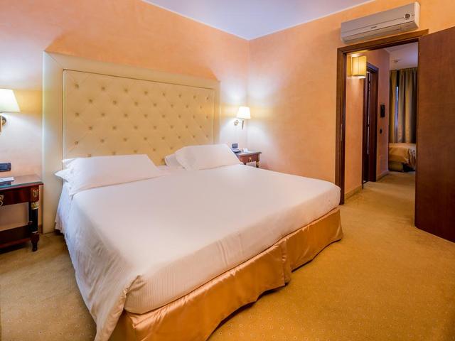 фотографии отеля Best Western Hotel Cavalieri Della Corona изображение №7